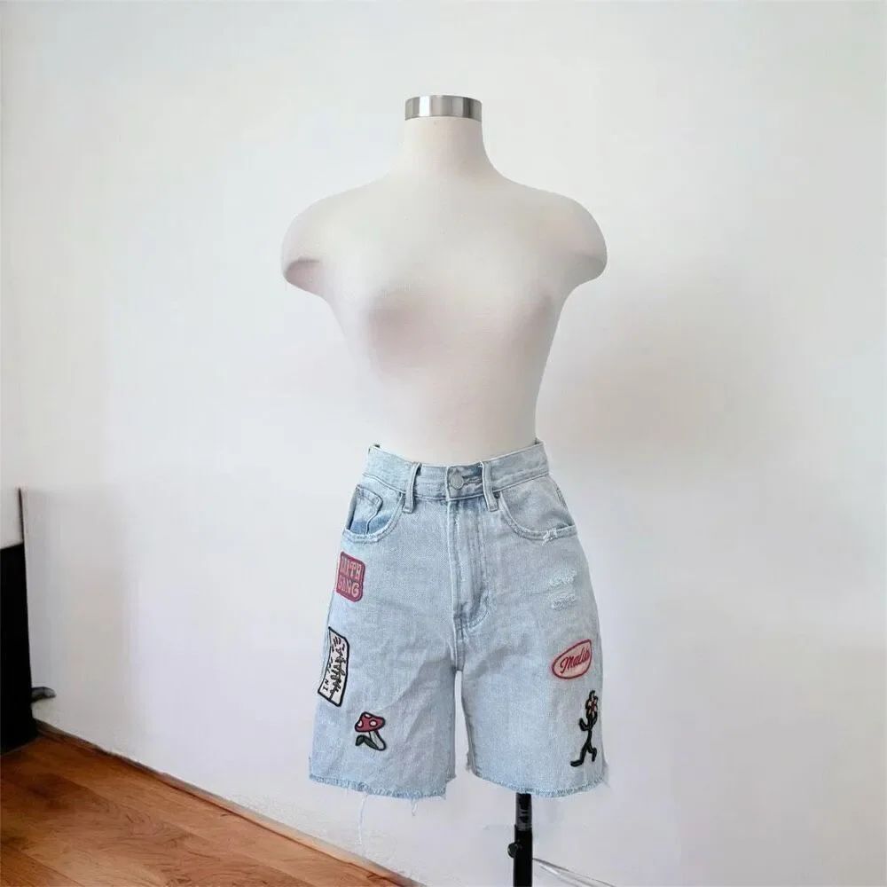 PacSun Dad Shorts Jean Patch 25” Denim Distressed Blue Light Appliqué
